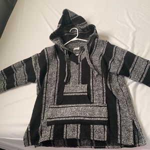 Baja pullover
